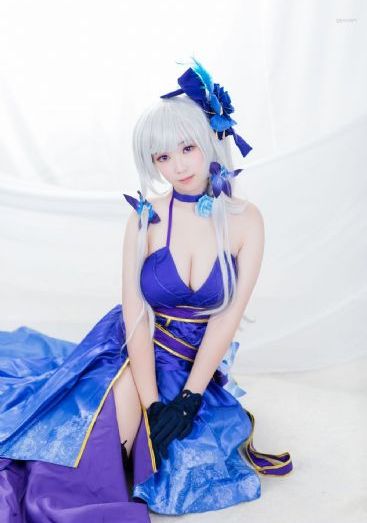 持月真由